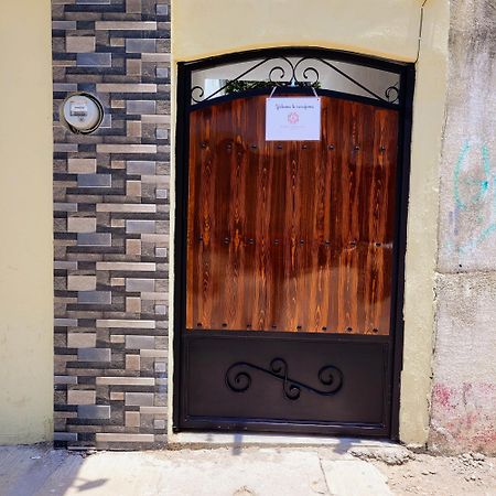 Апарт отель Dona Adelina House Сьюдад-Вальес Экстерьер фото